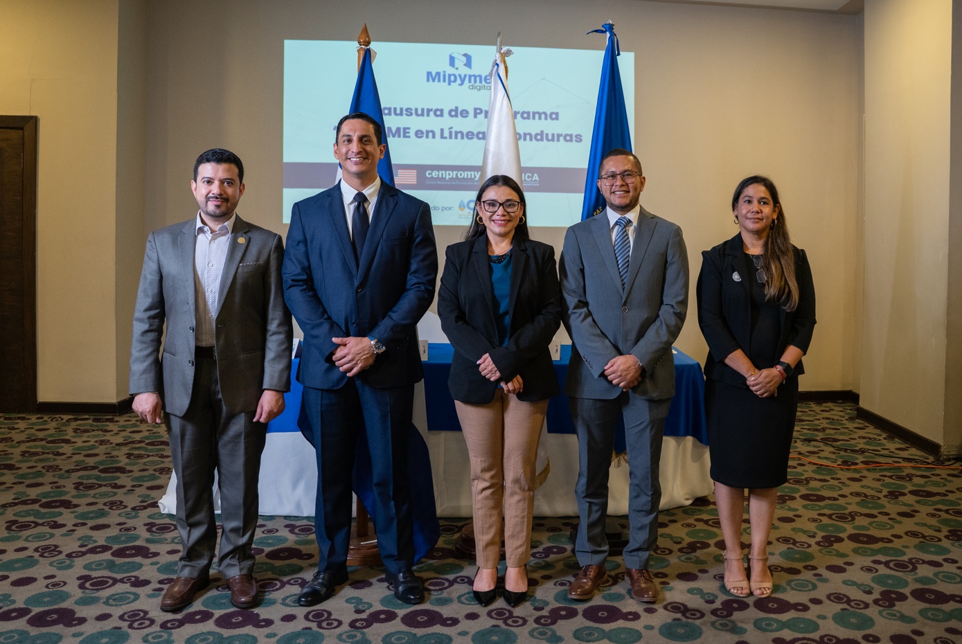 EVENTO DE CLAUSURA DE PROCESO DE FORMACIÓN DENOMINADO 
MIPYME EN LÍNEA DIRIGIDO A EMPRESAS CON PERFIL LOCAL DE 
HONDURAS.