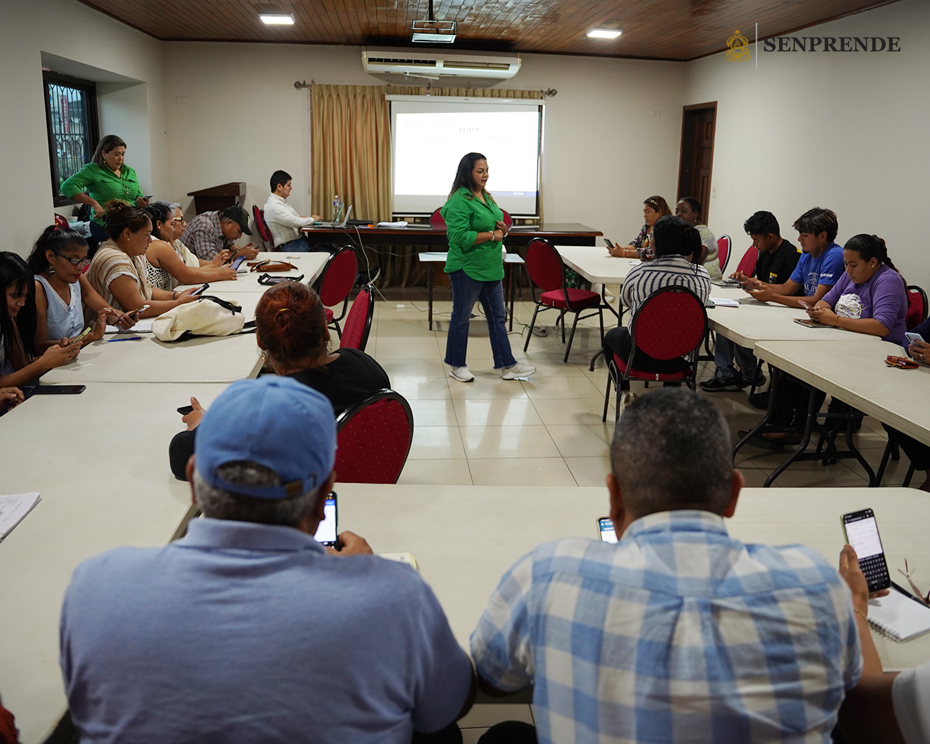 MÁS 106 EMPRENDEDORES AVANZAN A LA IMPLEMENTACIÓN DE SUS PLANES DE MEJORA CON ACOMPAÑAMIENTO DE SENPRENDE.